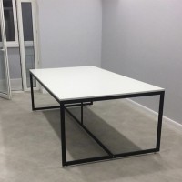 Стол для конференций в аренду